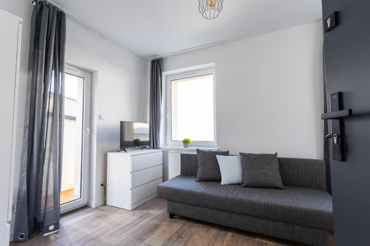 Apartamenty Dworcowa Zielona Góra Esterno foto