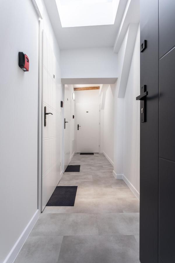 Apartamenty Dworcowa Zielona Góra Esterno foto