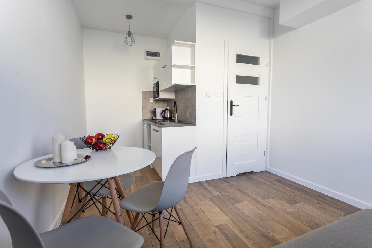 Apartamenty Dworcowa Zielona Góra Esterno foto